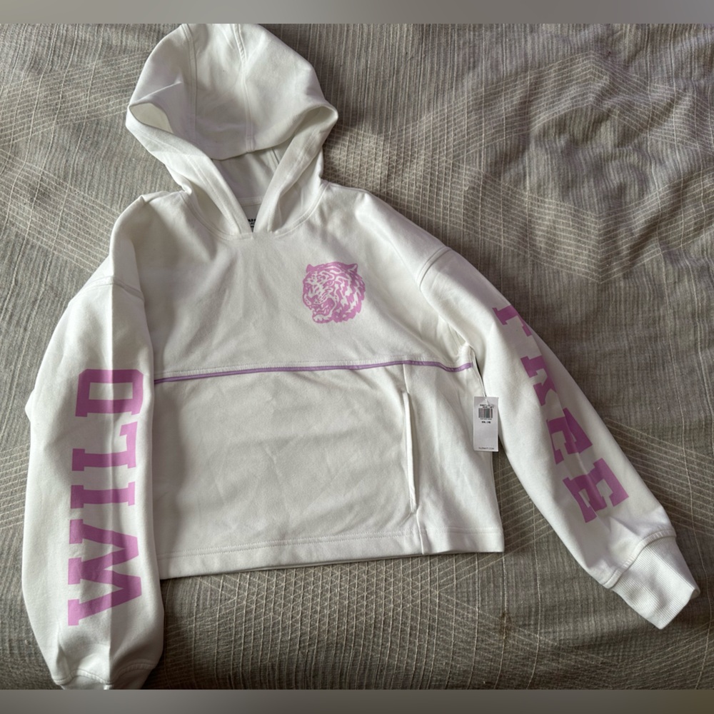 Old navy sweatshirt